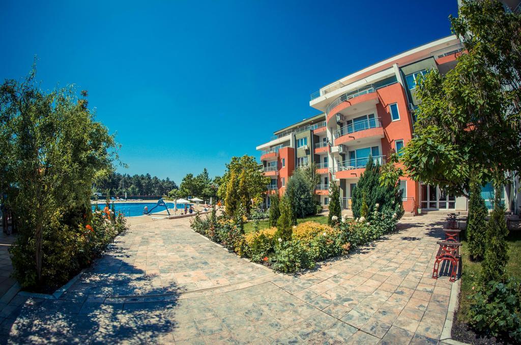 Gt Green Fort Beach Apartments Sunny Beach Exterior foto